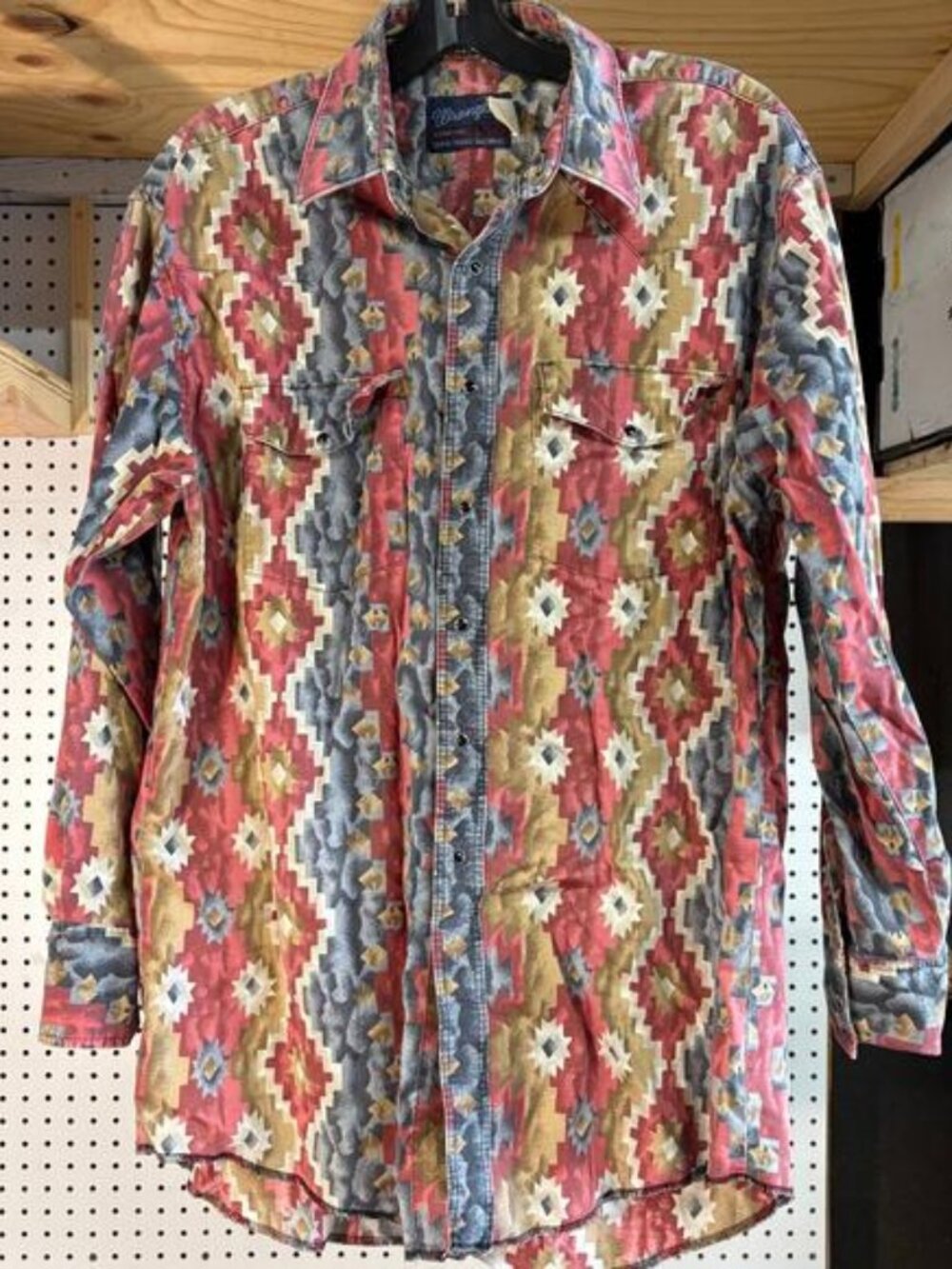 Vintage 80s Wrangler Southwestern Aztec Pattern Long Sleeve Button Up